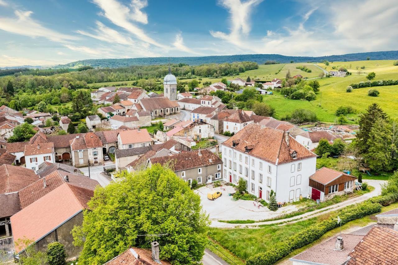 Chateau Melay Bed & Breakfast Melay  Exterior photo